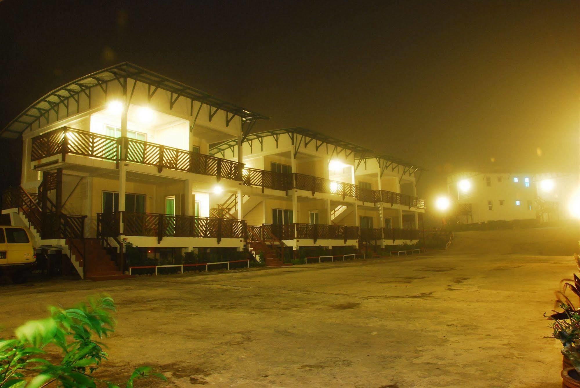 Celyn Resort Kinabalu Kundasang Exterior photo