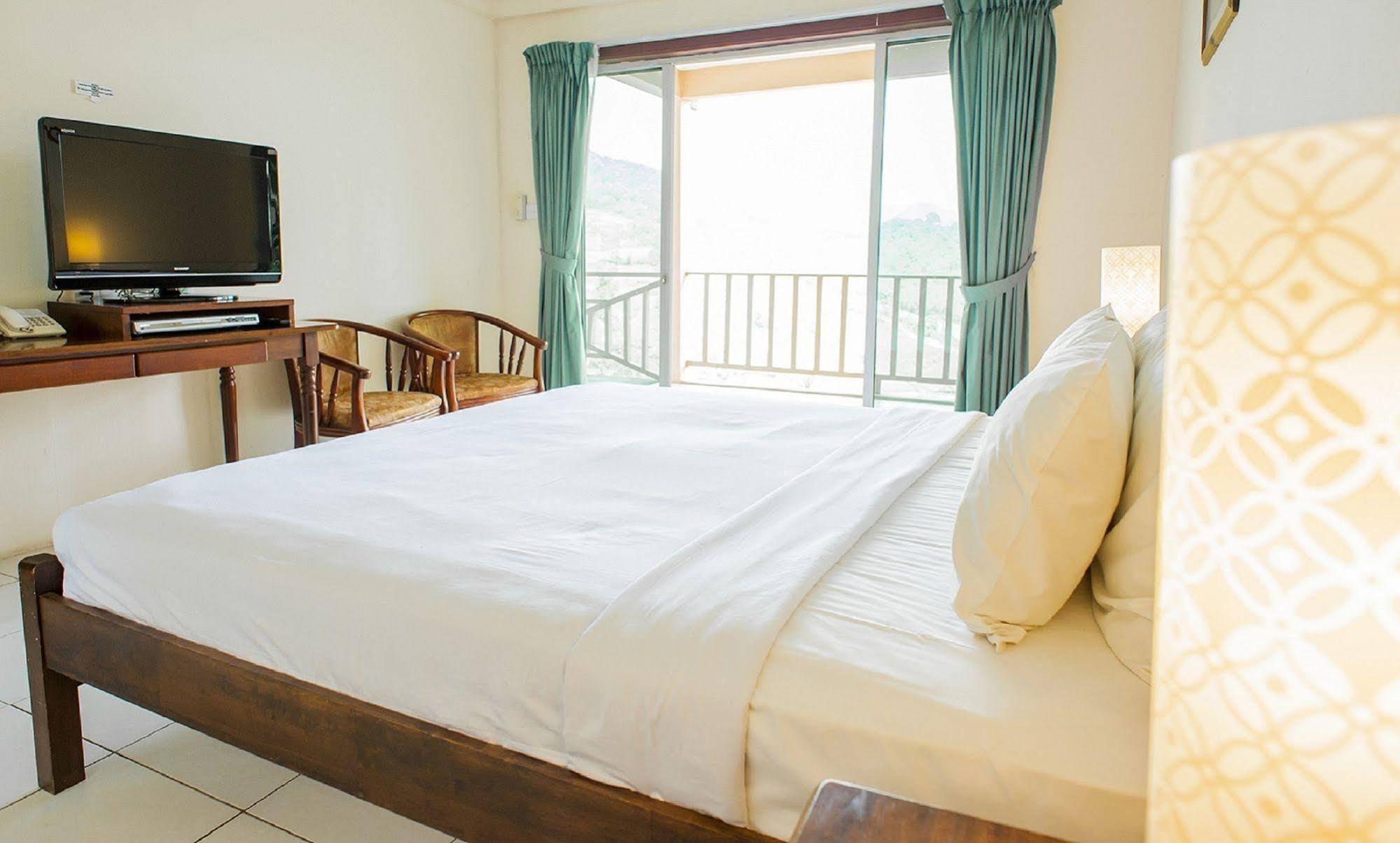 Celyn Resort Kinabalu Kundasang Exterior photo