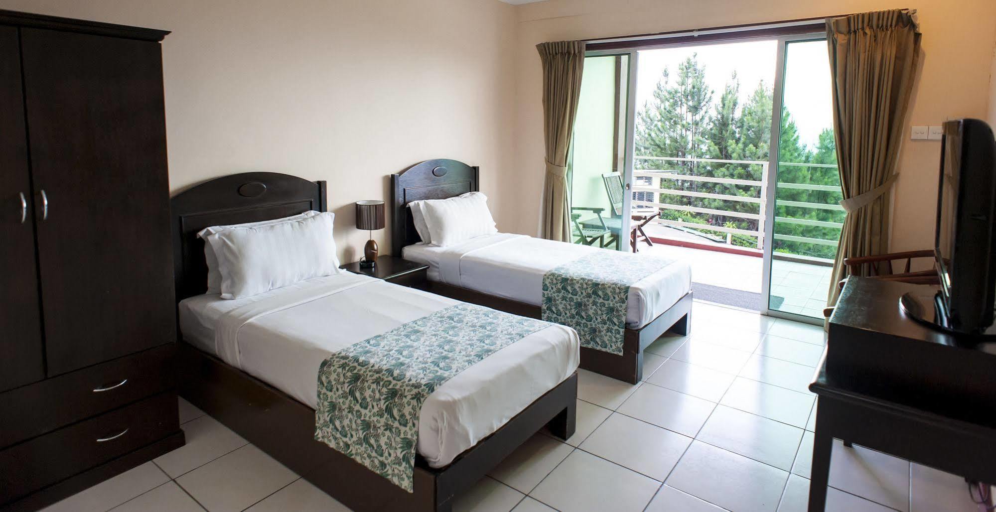 Celyn Resort Kinabalu Kundasang Exterior photo